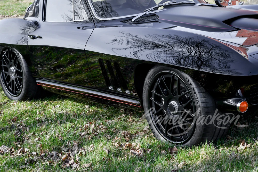 1965 Chevrolet Corvette C2 - Image 23 of 31