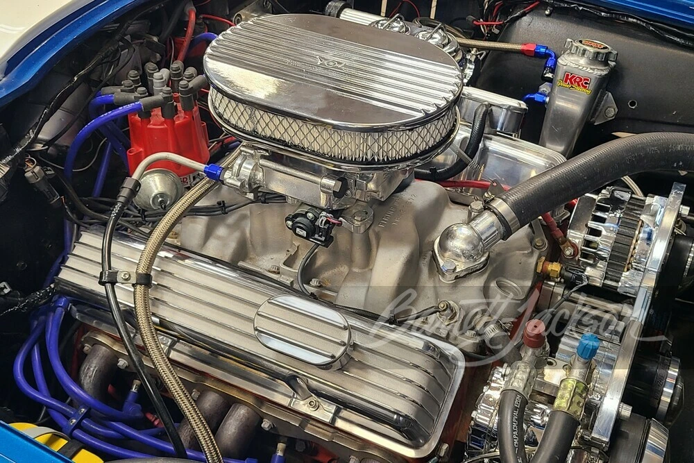 1965 Chevrolet Corvette C2 - Image 3 of 31