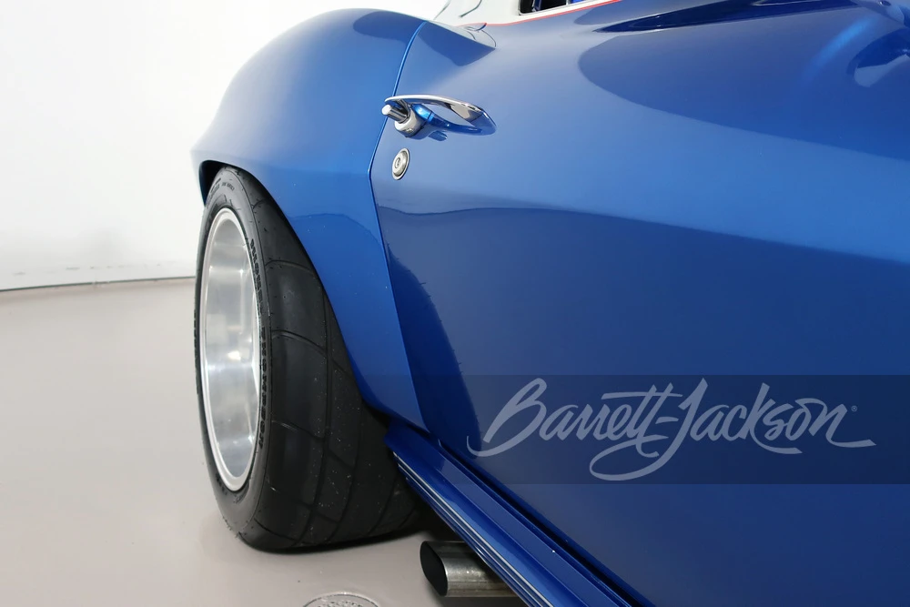 1965 Chevrolet Corvette C2 - Image 14 of 31