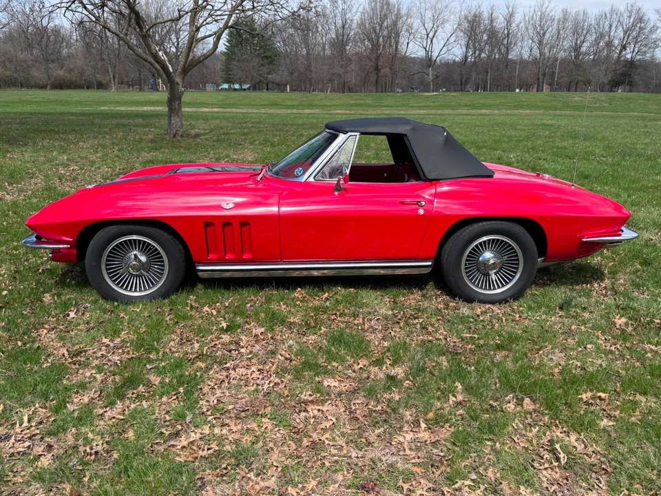 1965 Chevrolet Corvette C2 - Image 8 of 12