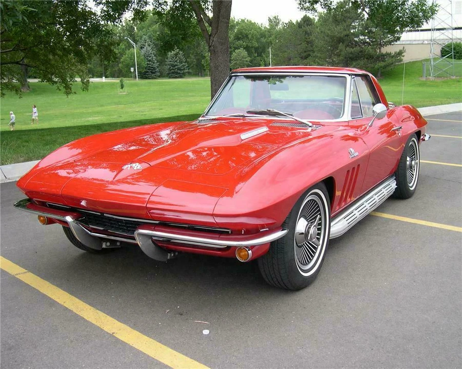 1965 Chevrolet Corvette C2 - Image 2 of 5