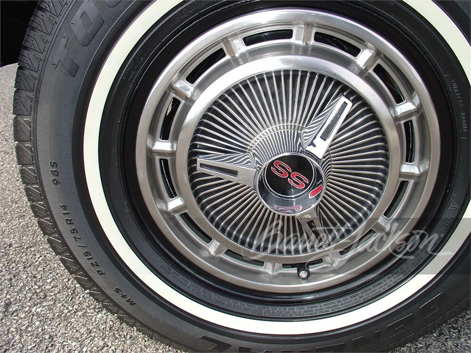 1965 Chevrolet Impala SS 4th Gen - Image 21 of 31