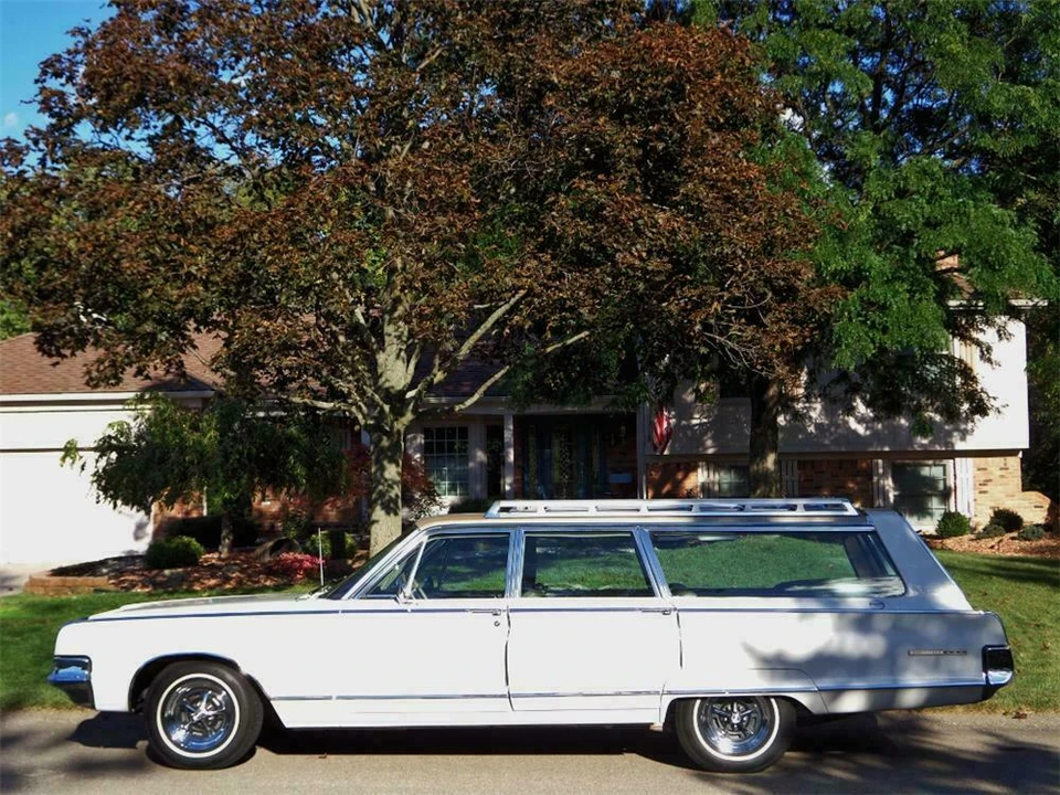 1965 Chrysler New Yorker - Image 4 of 4