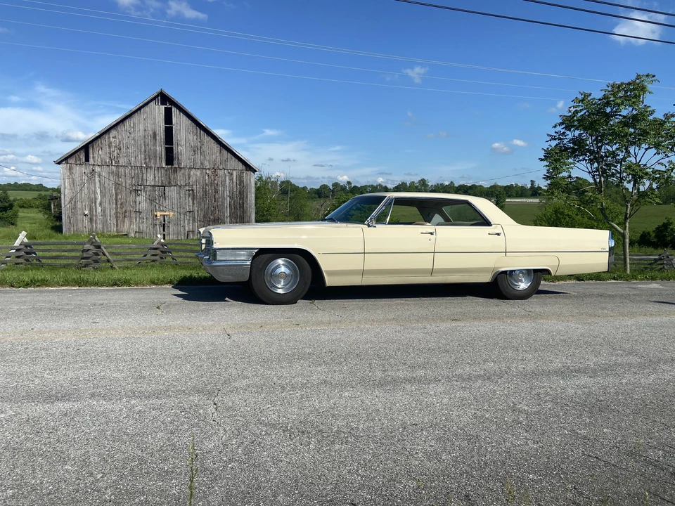 1965 Cadillac Calais - Image 4 of 31