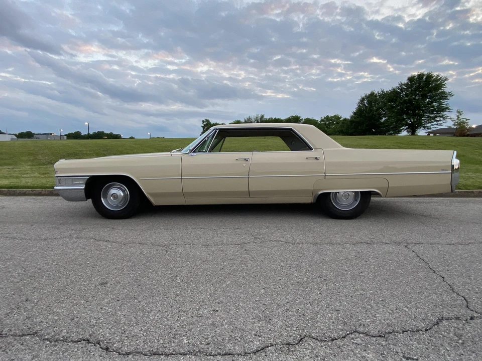 1965 Cadillac Calais - Image 3 of 31