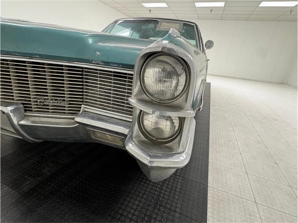 1965 Cadillac DeVille 3rd Gen - Image 11 of 31