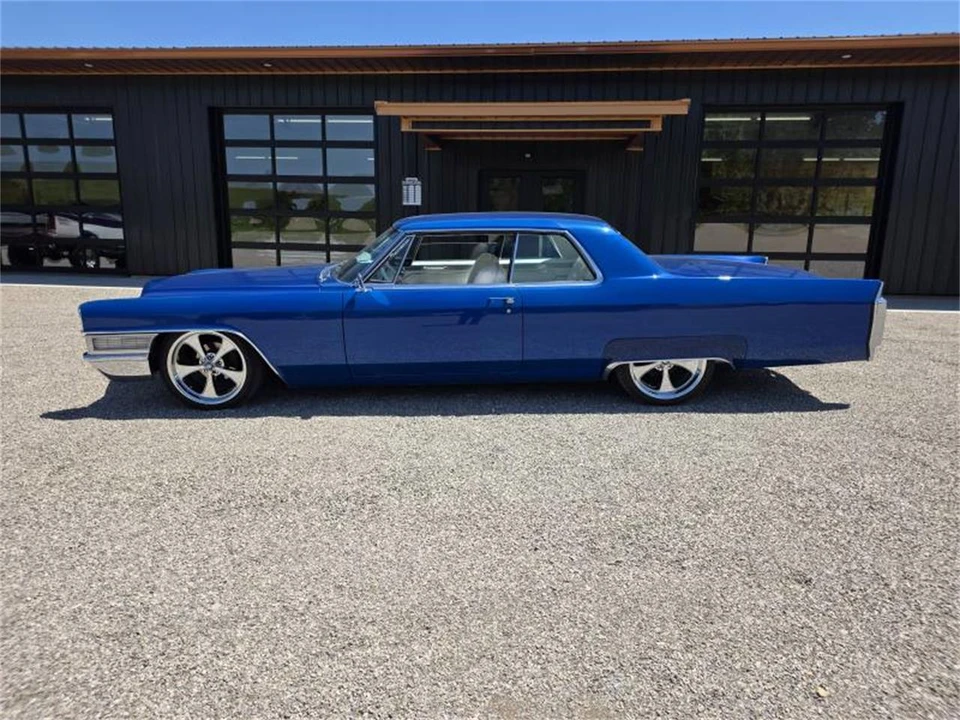 1965 Cadillac DeVille 3rd Gen - Image 7 of 31
