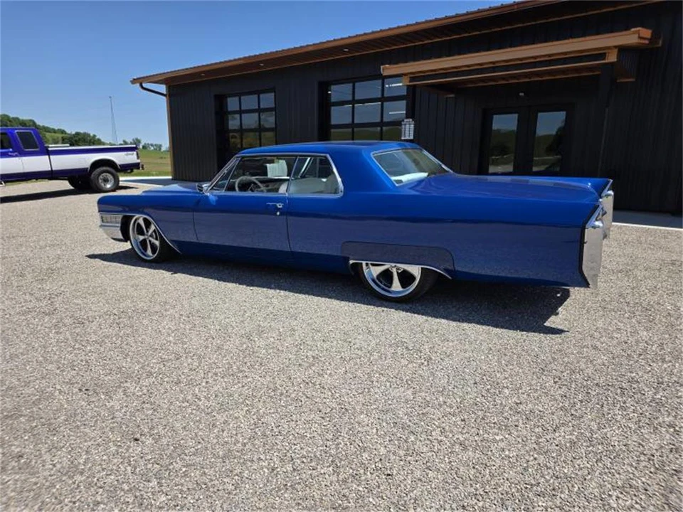 1965 Cadillac DeVille 3rd Gen - Image 10 of 31