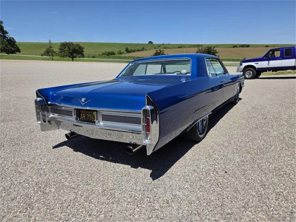 1965 Cadillac DeVille 3rd Gen - Image 17 of 31