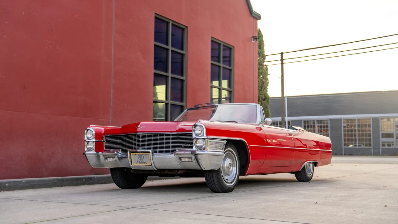 1965 Cadillac DeVille 3rd Gen - Image 2 of 31