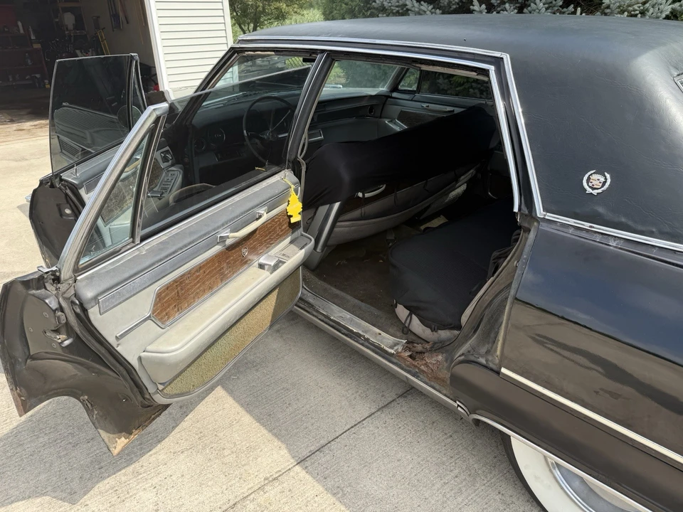 1965 Cadillac Fleetwood - Image 11 of 18