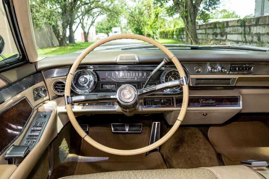 1965 Cadillac Fleetwood - Image 4 of 12