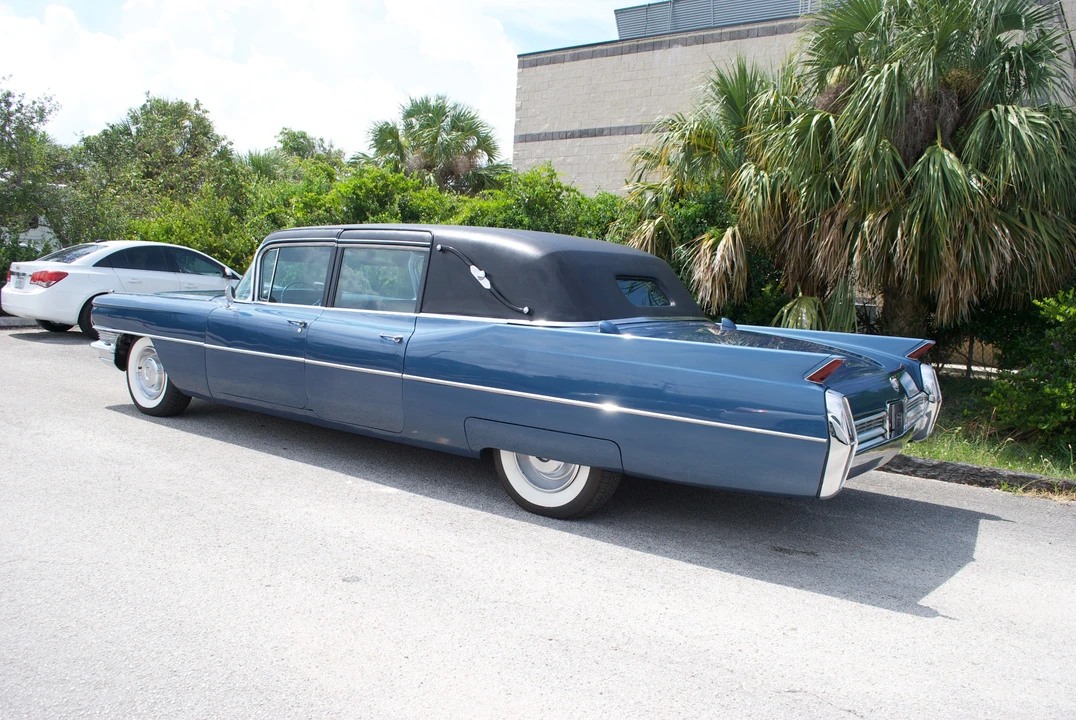 1965 Cadillac Series 70 & 75 - Image 6 of 31