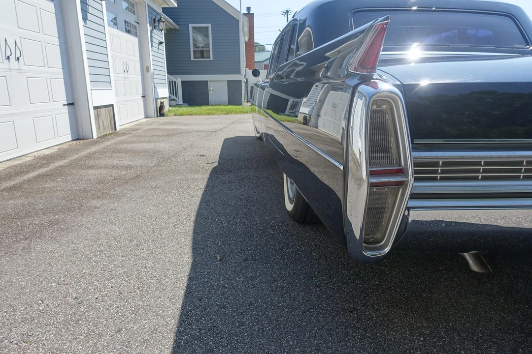 1965 Cadillac Series 70 & 75 - Image 28 of 31