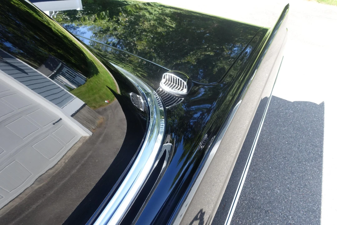 1965 Cadillac Series 70 & 75 - Image 25 of 31