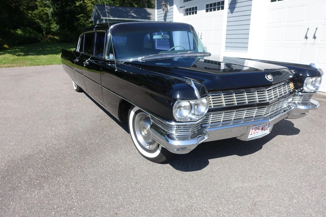 1965 Cadillac Series 70 & 75 - Image 4 of 31
