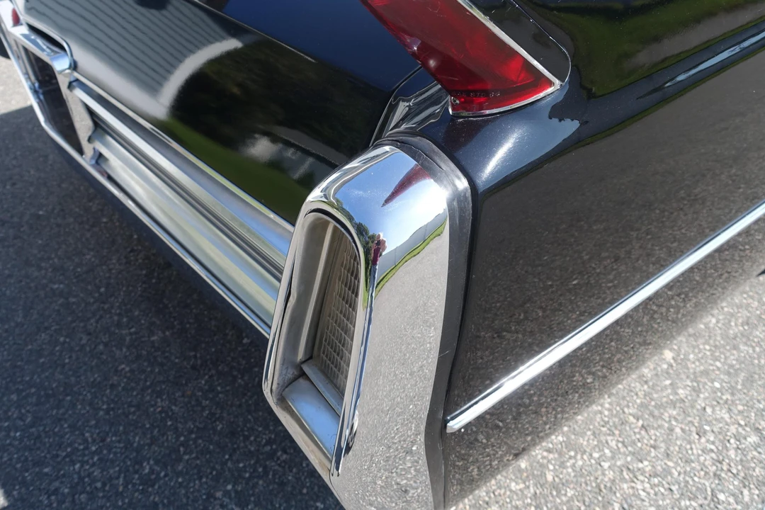 1965 Cadillac Series 70 & 75 - Image 29 of 31