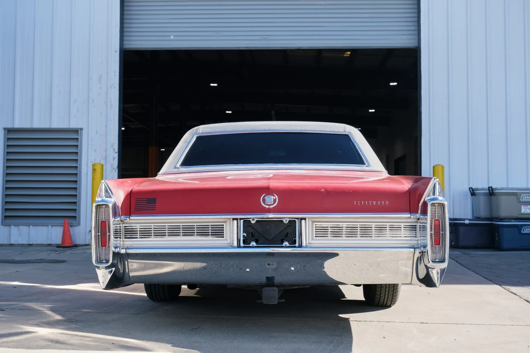 1965 Cadillac Sixty Special - Image 19 of 31