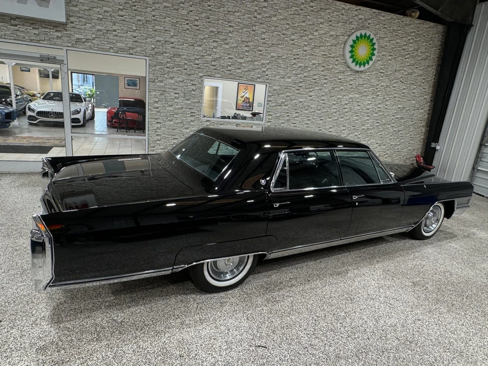 1965 Cadillac Sixty Special - Image 26 of 31