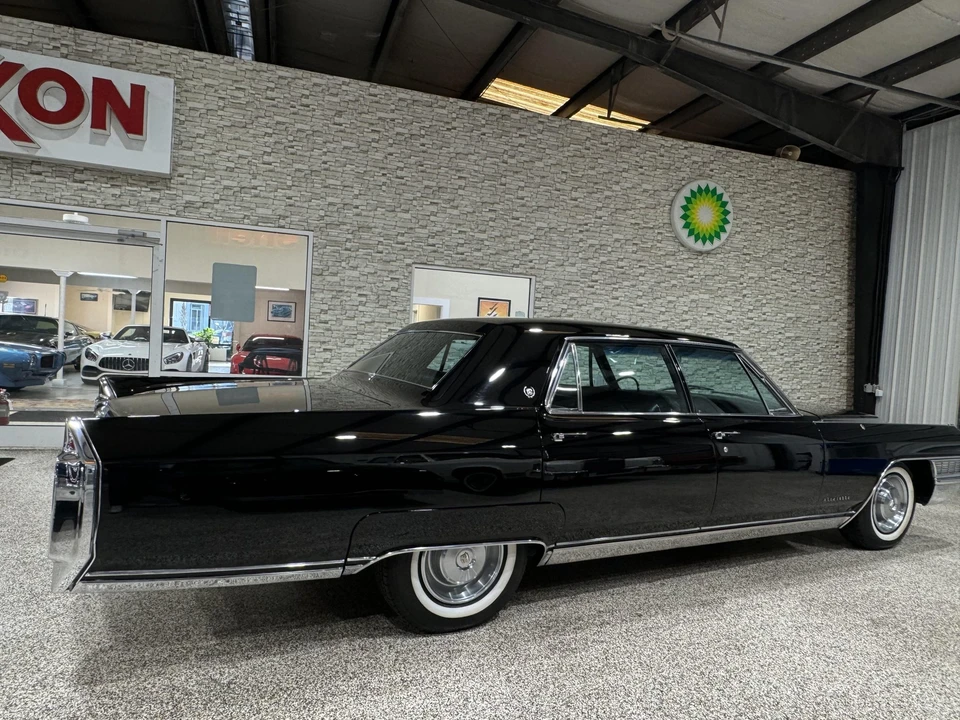 1965 Cadillac Sixty Special - Image 28 of 31