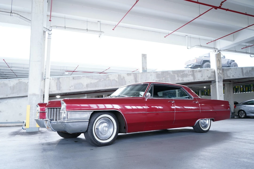 1965 Cadillac DeVille 3rd Gen - Image 2 of 31