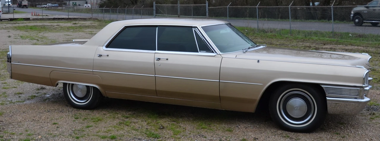 1965 Cadillac DeVille 3rd Gen - Image 4 of 31