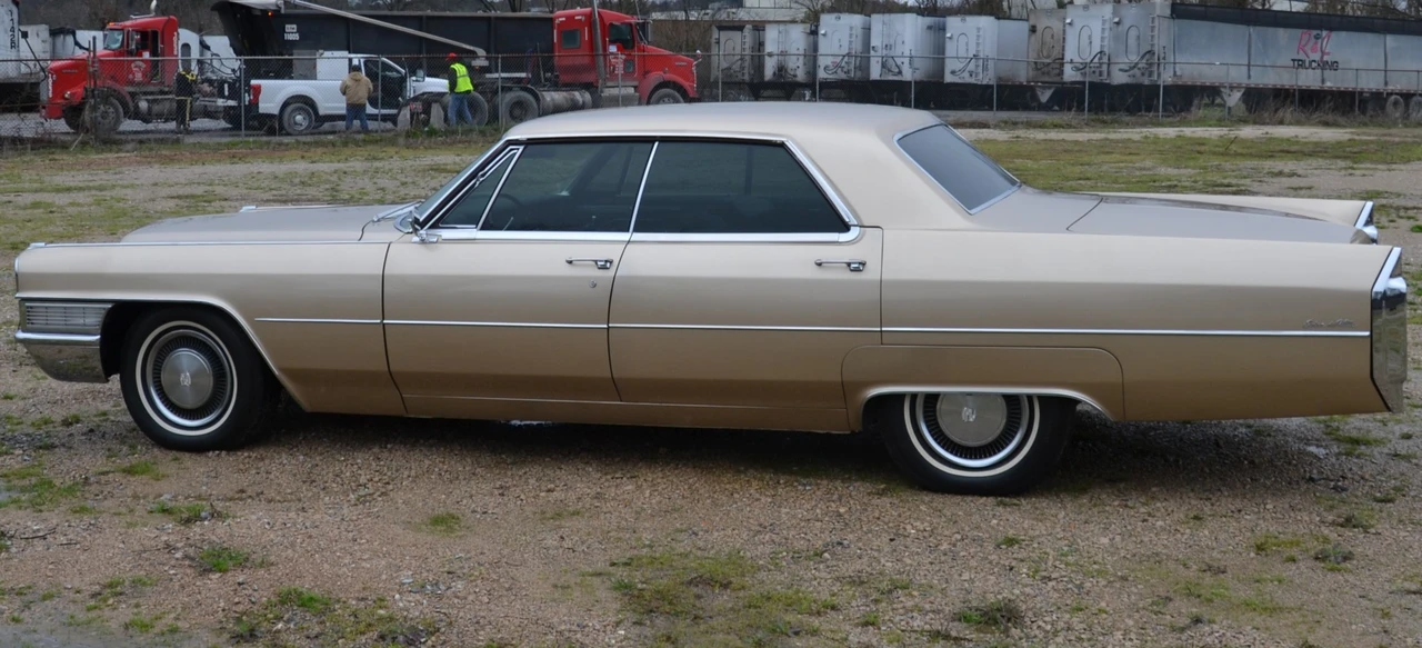 1965 Cadillac DeVille 3rd Gen - Image 10 of 31