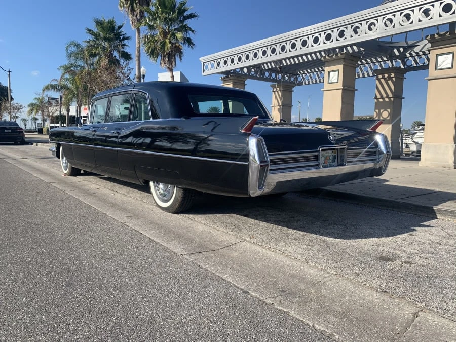1965 Cadillac Series 70 & 75 - Image 2 of 15