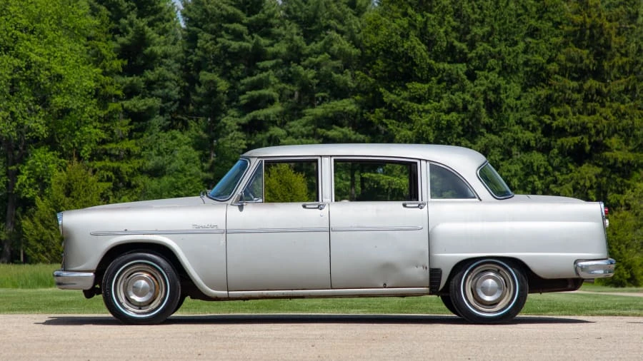 1965 Checker - Image 2 of 12