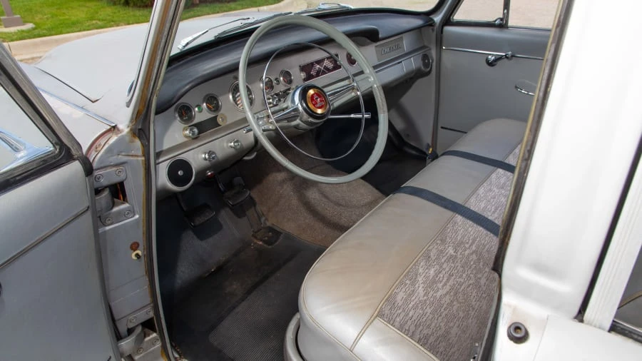 1965 Checker - Image 4 of 12