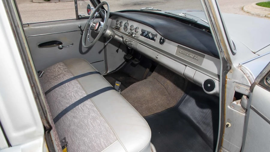 1965 Checker - Image 5 of 12