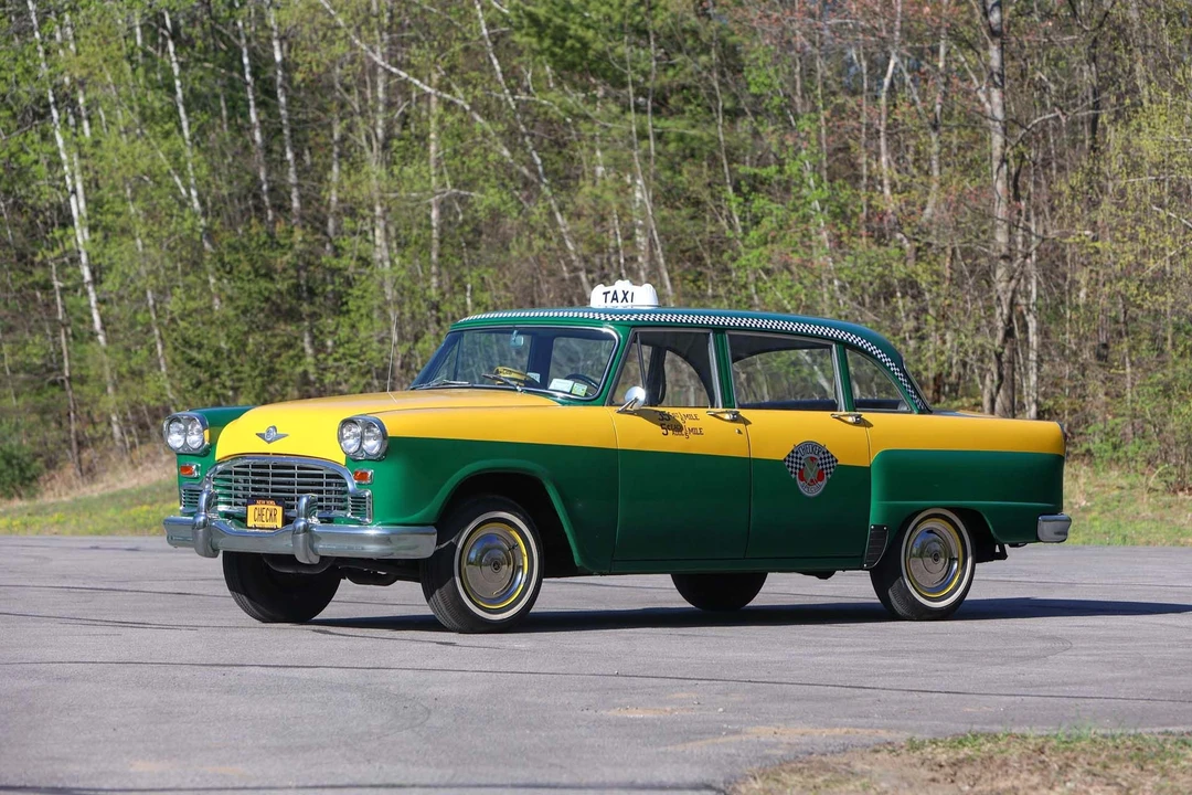 1965 Checker - Image 7 of 31