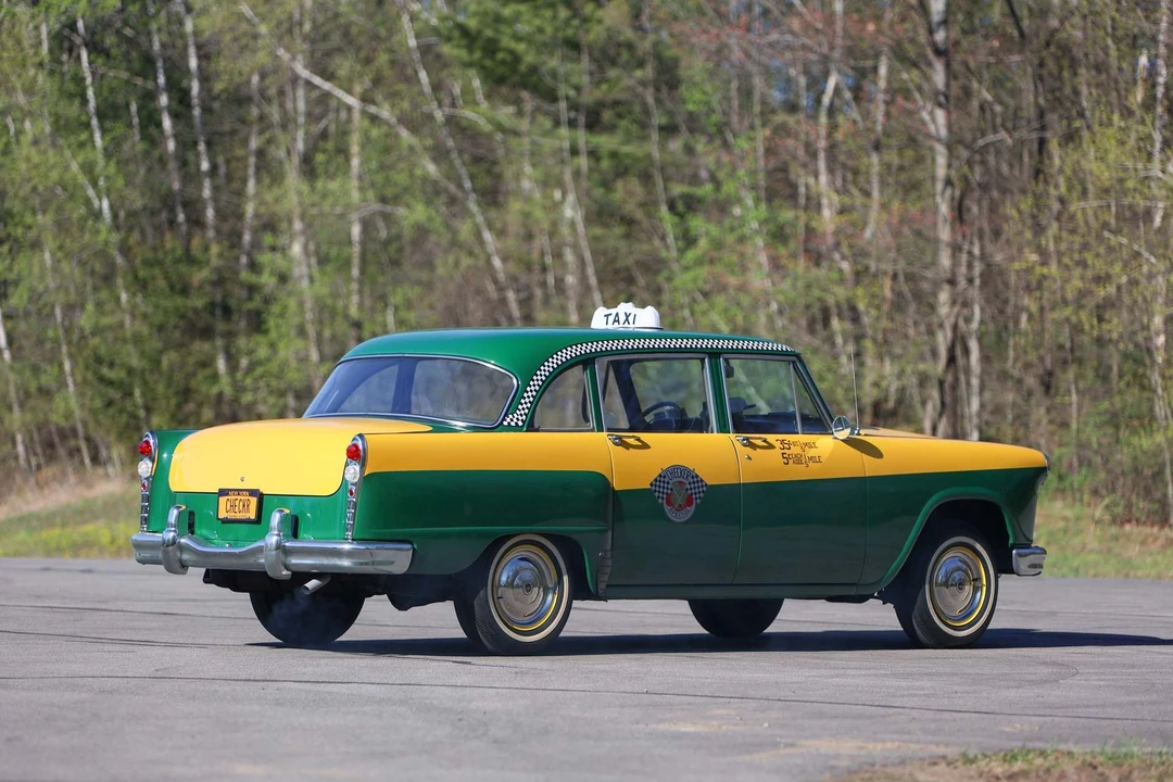 1965 Checker - Image 13 of 31