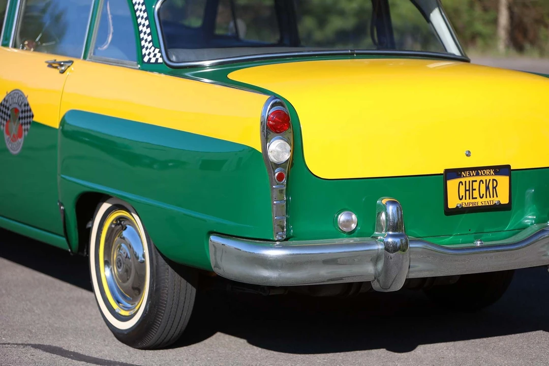 1965 Checker - Image 30 of 31
