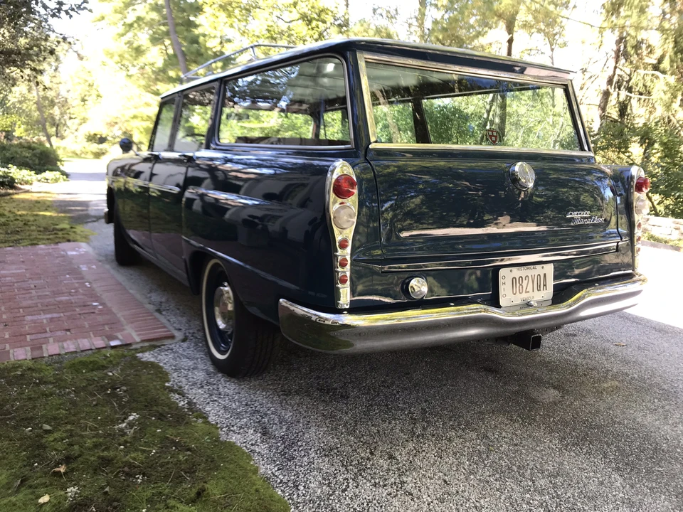 1965 Checker - Image 5 of 31