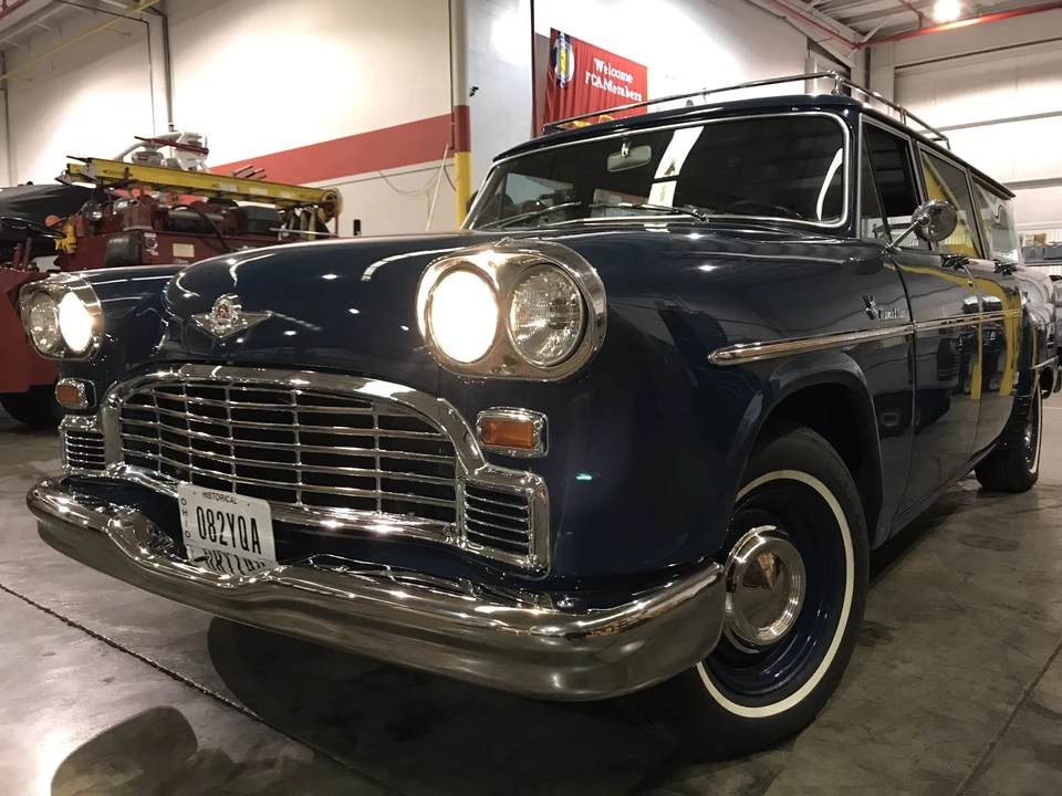 1965 Checker - Image 9 of 31