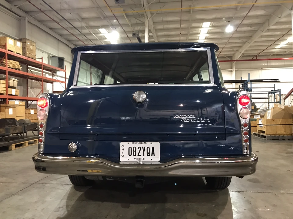 1965 Checker - Image 17 of 31