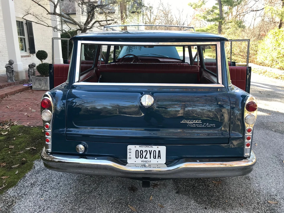 1965 Checker - Image 6 of 31