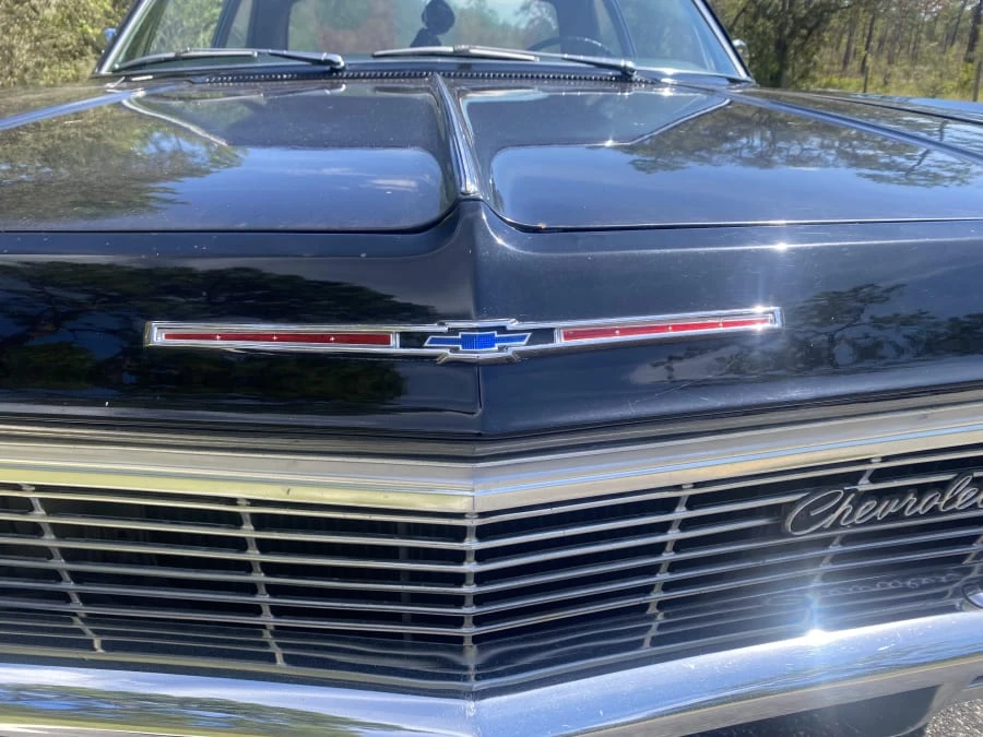 1965 Chevrolet Biscayne - Image 15 of 31