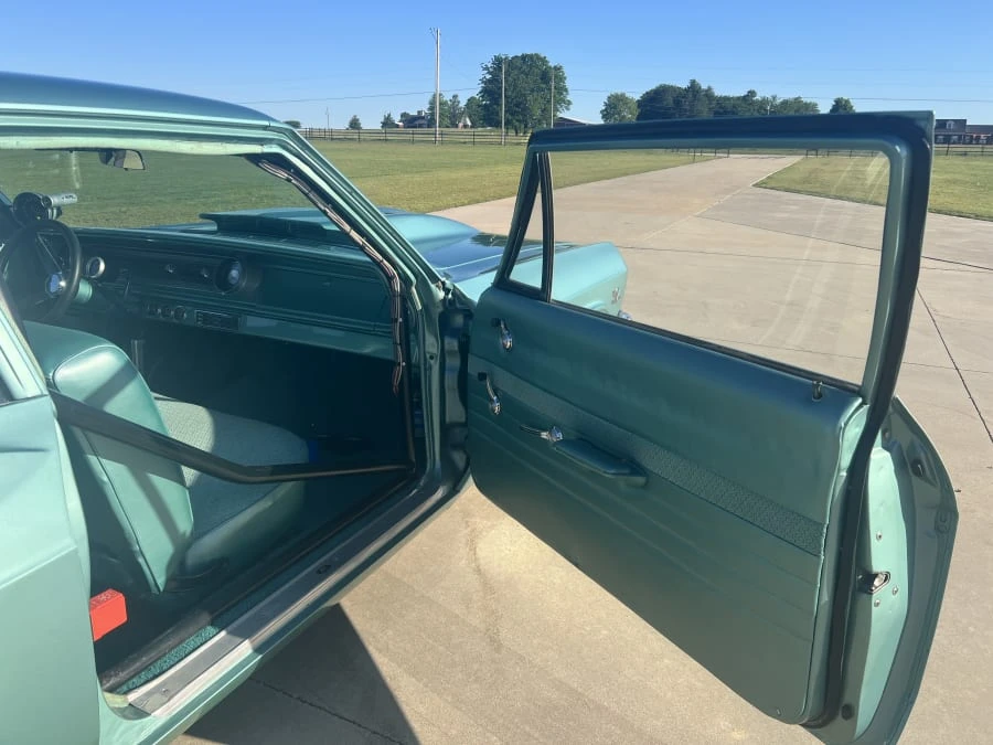 1965 Chevrolet Biscayne - Image 11 of 15