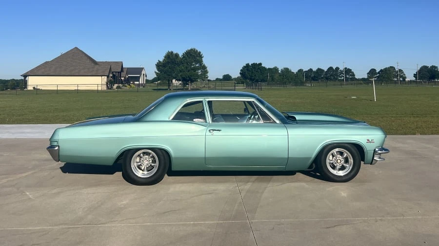 1965 Chevrolet Biscayne - Image 5 of 15