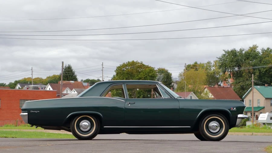 1965 Chevrolet Biscayne - Image 8 of 12