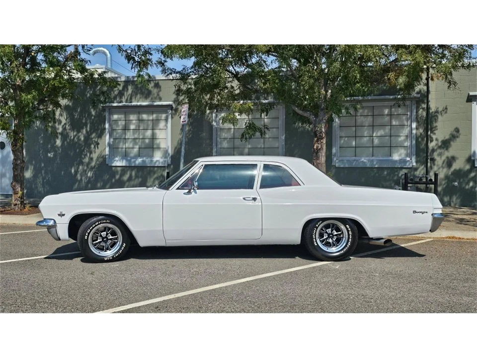 1965 Chevrolet Biscayne - Image 2 of 31