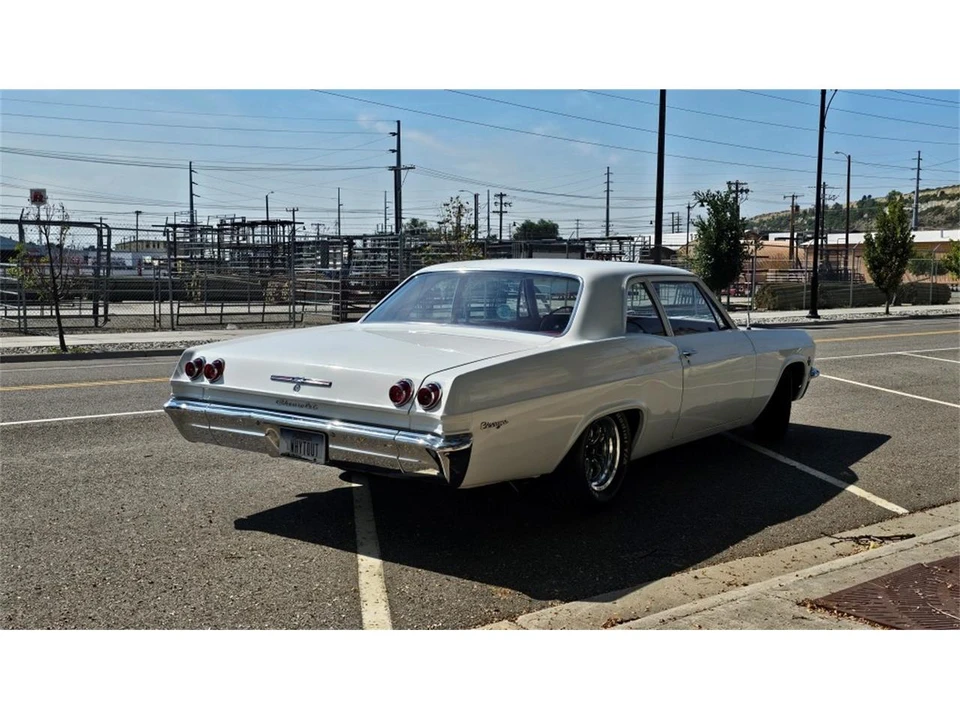 1965 Chevrolet Biscayne - Image 4 of 31