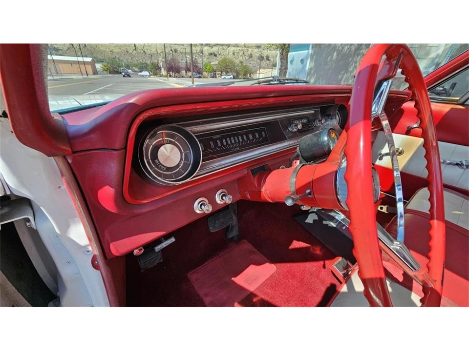 1965 Chevrolet Biscayne - Image 16 of 31