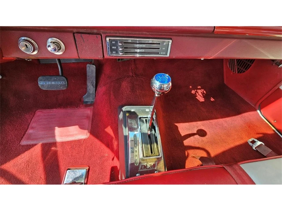 1965 Chevrolet Biscayne - Image 22 of 31