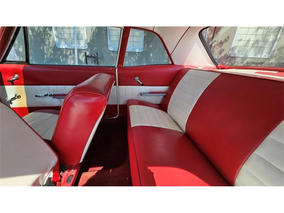 1965 Chevrolet Biscayne - Image 27 of 31