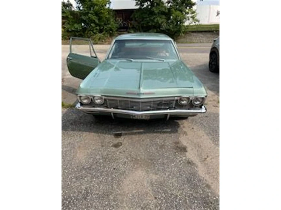 1965 Chevrolet Biscayne - Image 7 of 18
