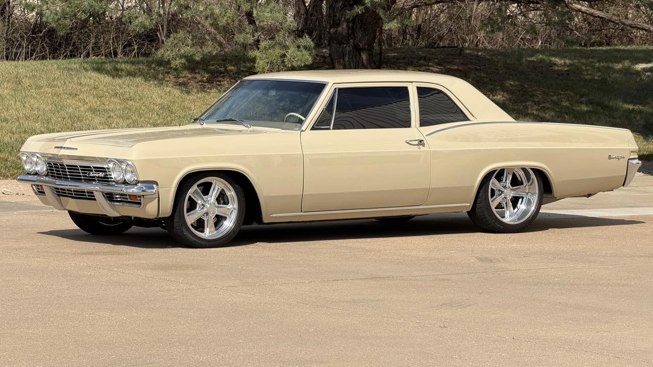 1965 Chevrolet Biscayne - Image 5 of 31