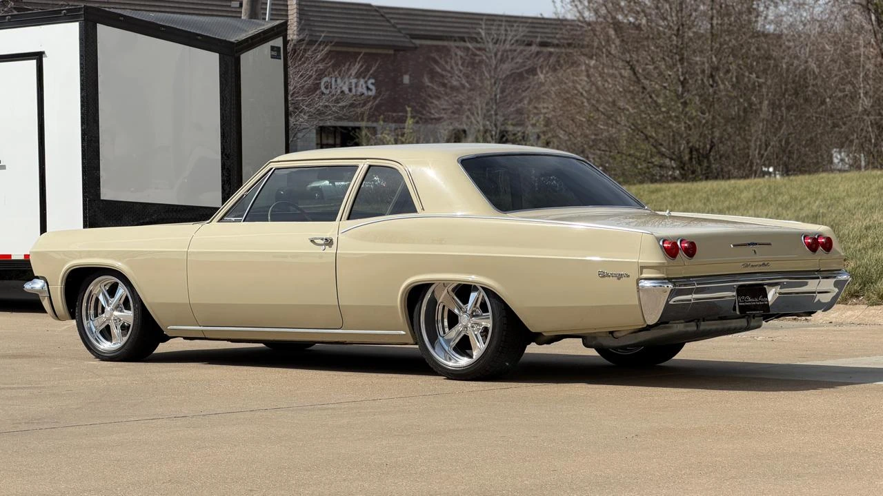 1965 Chevrolet Biscayne - Image 10 of 31